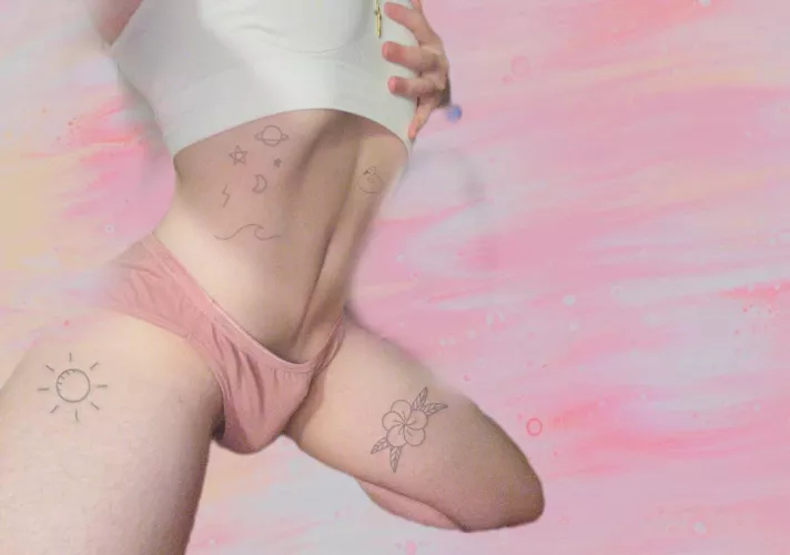 100 likes and I’ll post me sissygasming 🥺🥺🥺🥺🥺🥺 by barbiedoll100