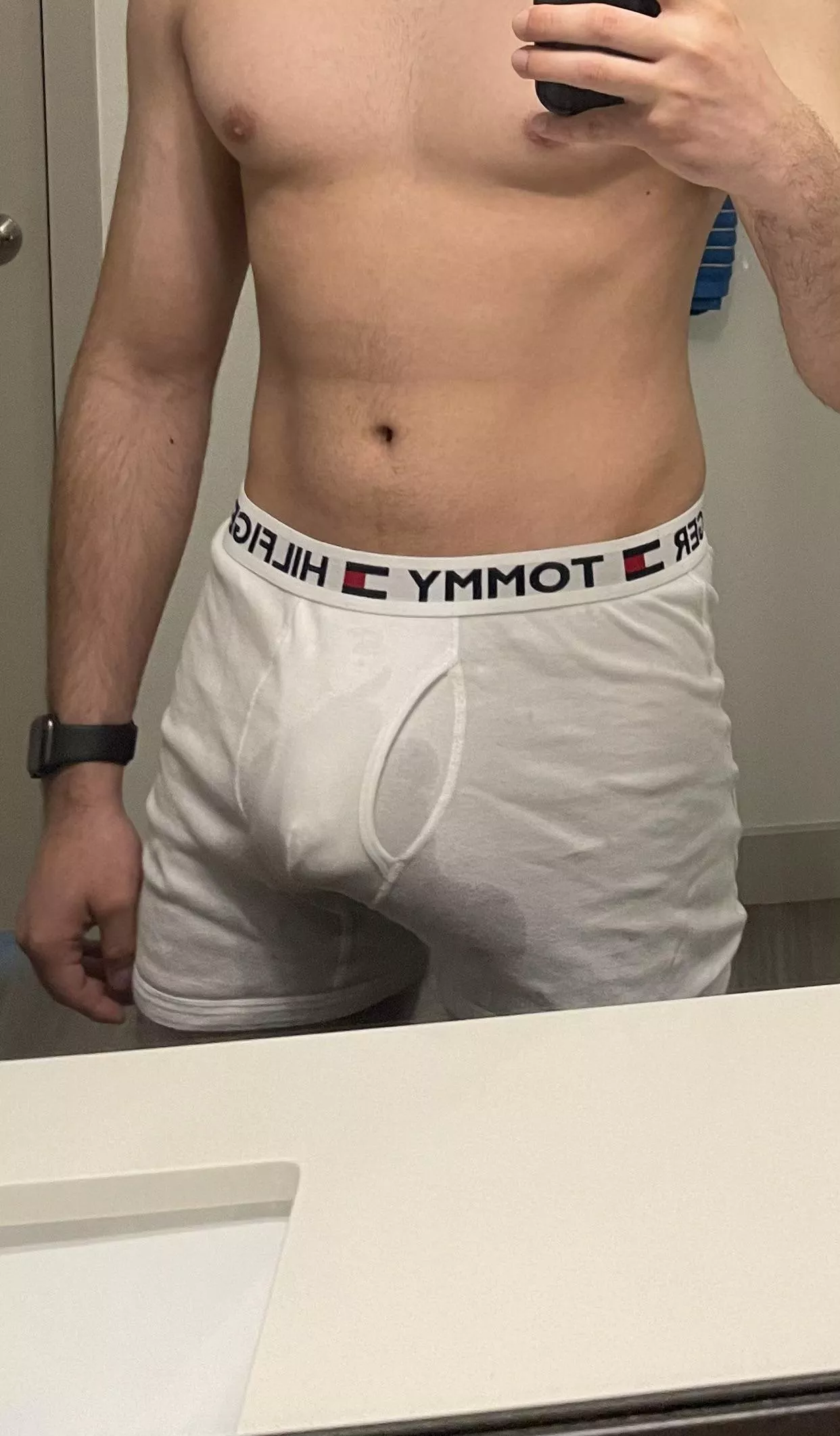 18 anyone wanna suck it posted by Present-Ad-9862