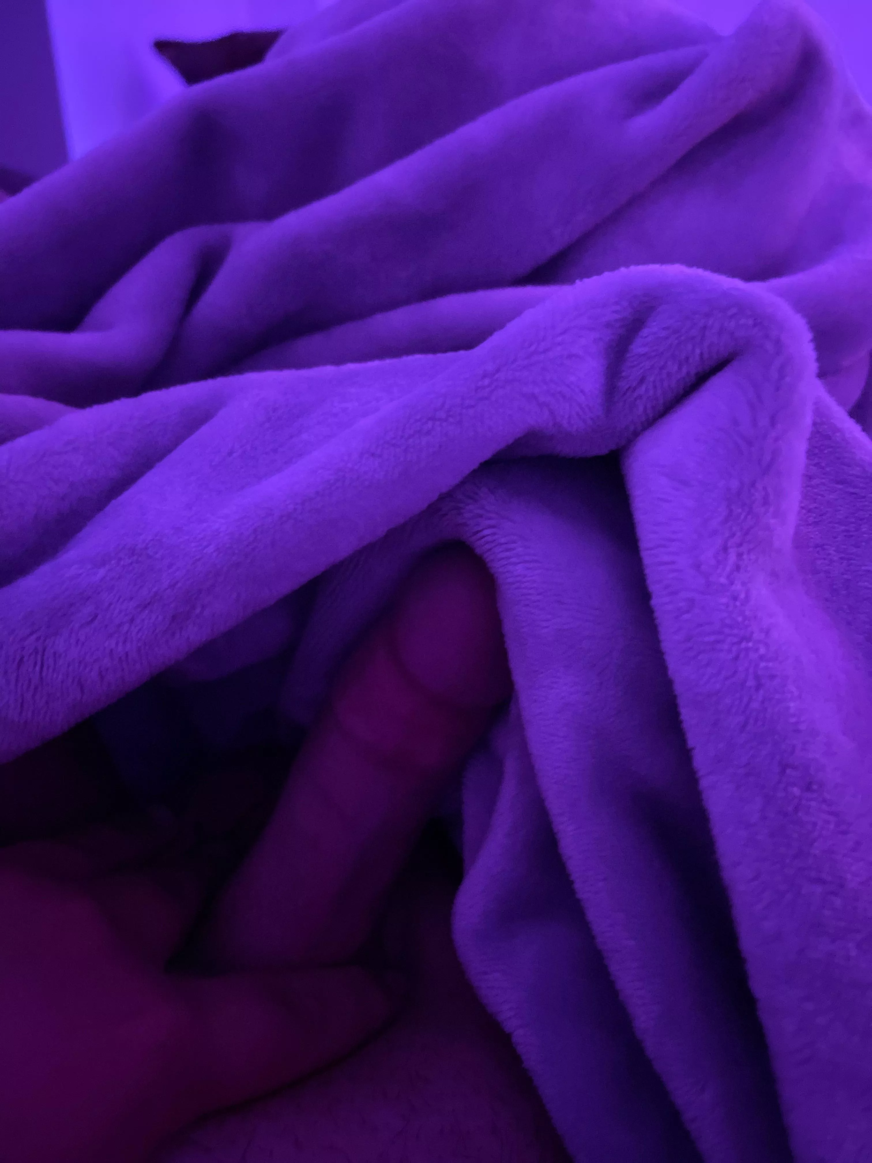 [18] Bored dms open to all posted by EmployeeLegitimate97