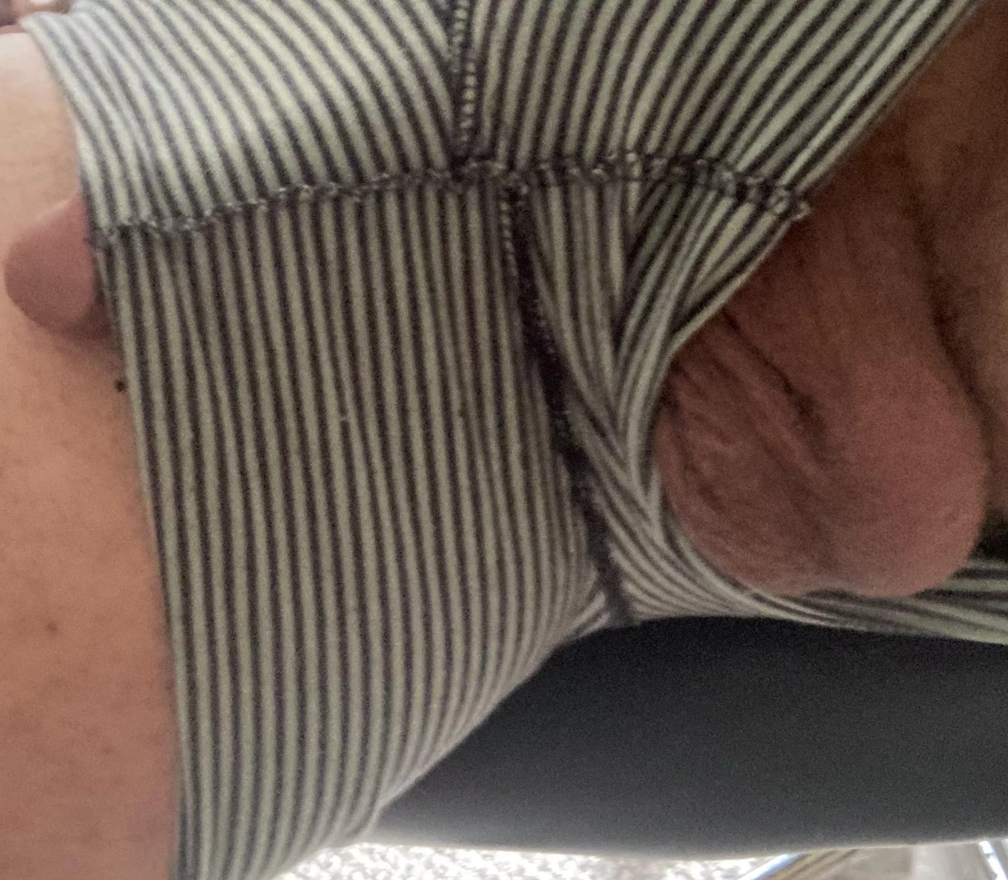 18, hiding posted by DaleSale04