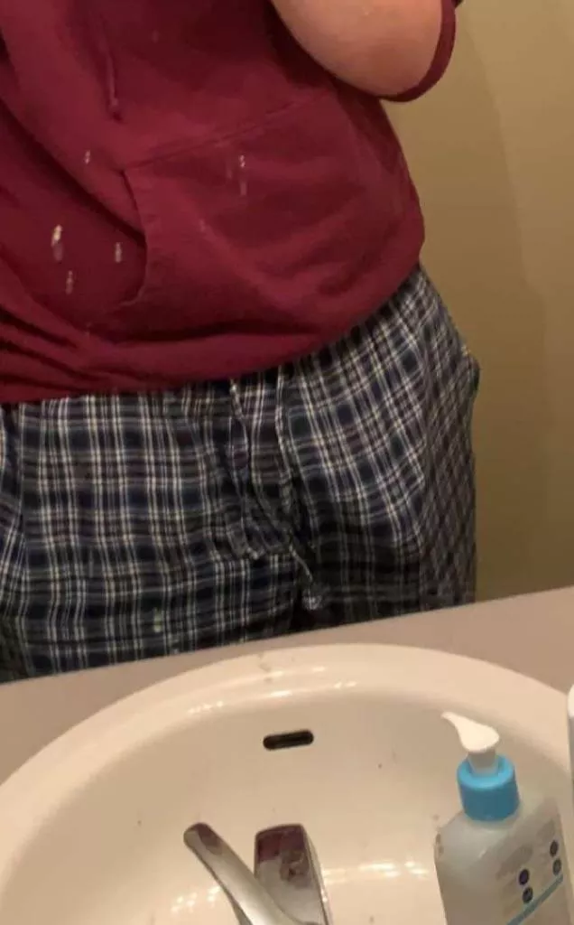 18 m and i walk around campus like this posted by xanderpeace21