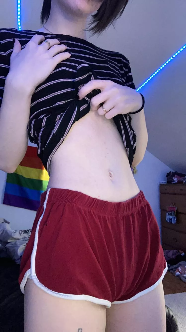 💗18 & Petite💗 posted by ashey190