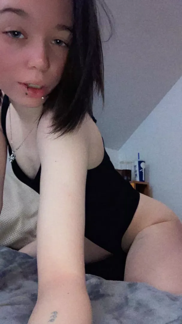 💙18 & Petite💙 posted by ashey190