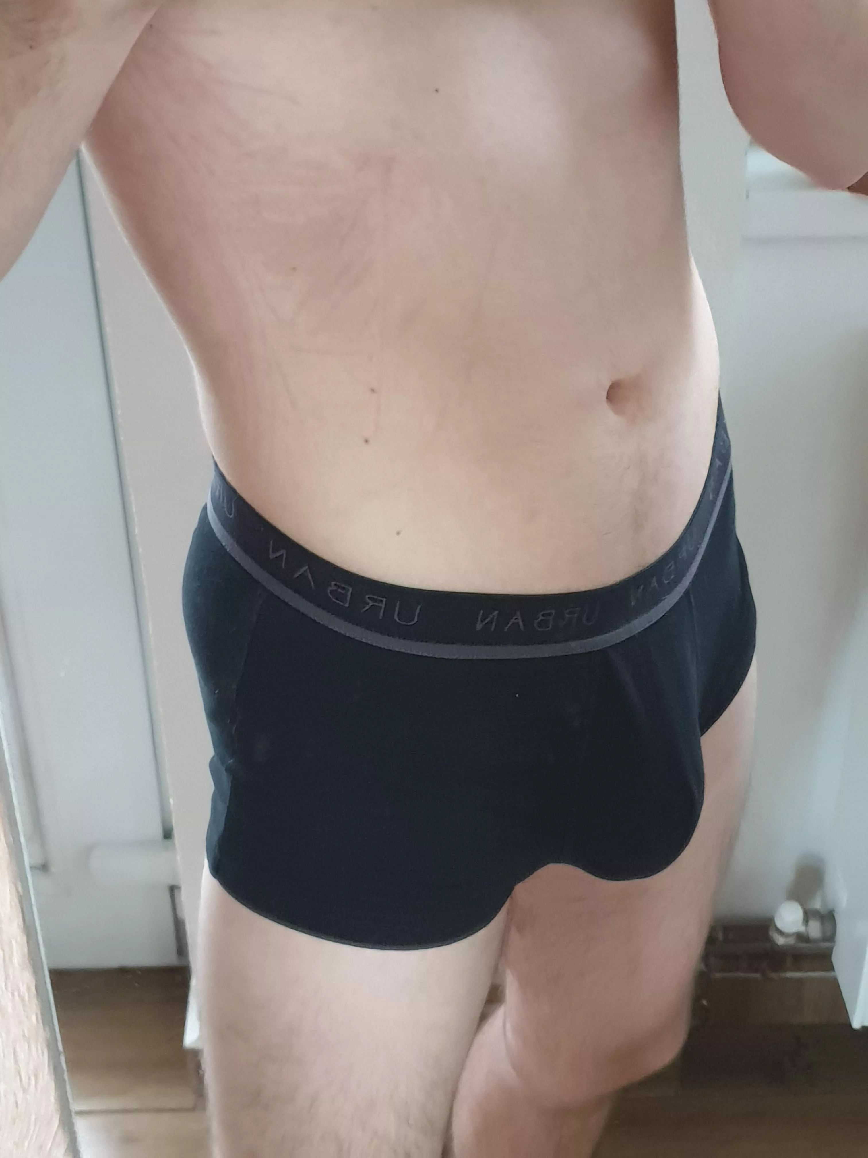 18 wanna see inside? posted by GuiltyDream4