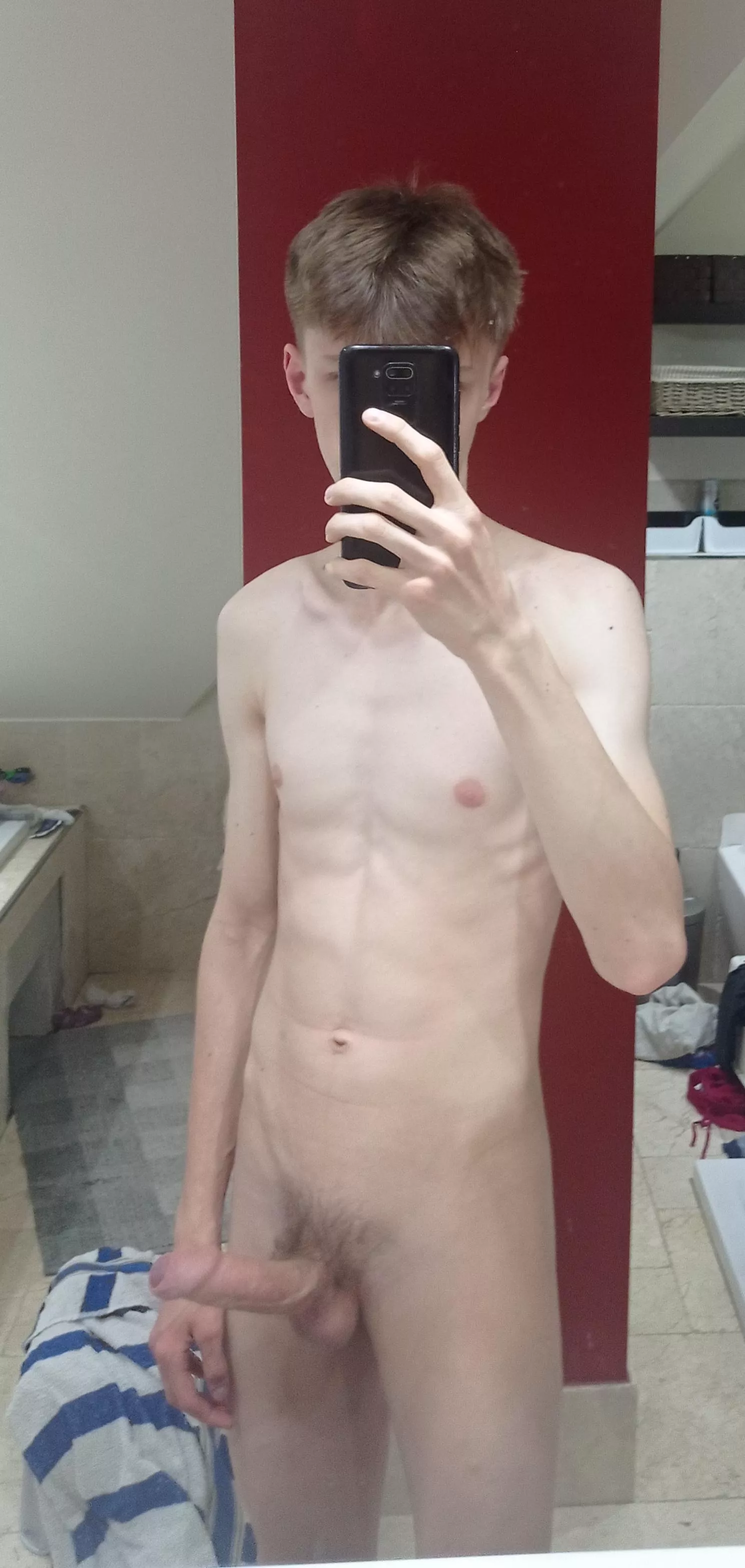 (18) yo twink posted by yeshboiiii