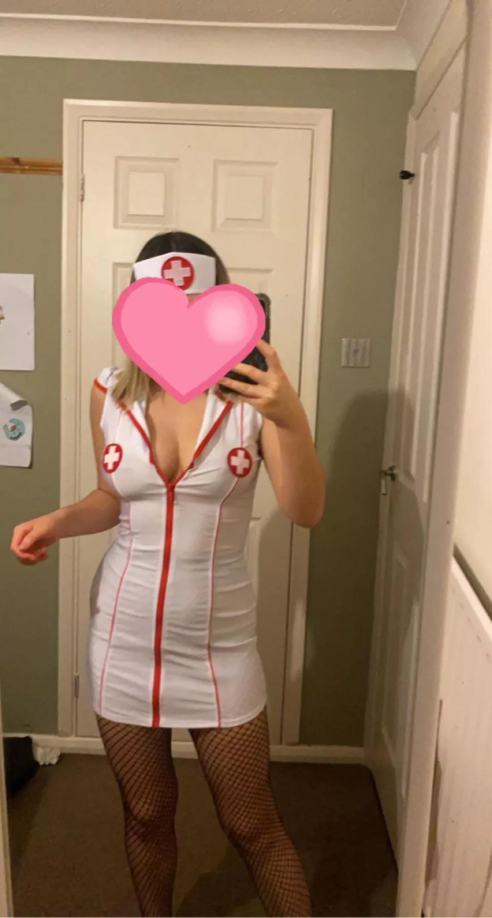 18F sexy nurse❤️ posted by PrincessEmily18