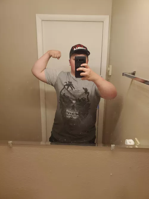 18m looking for girl near Idaho or, just any girls that would be down to chat by teenbhm27