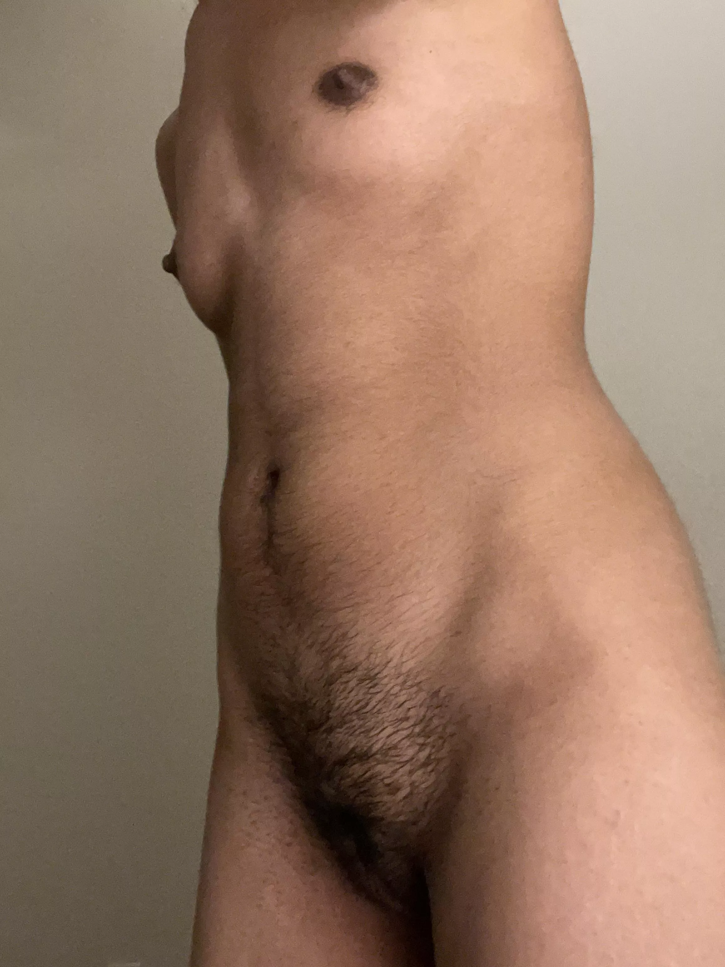 19, 120, 5’8” posted by imsohorny5