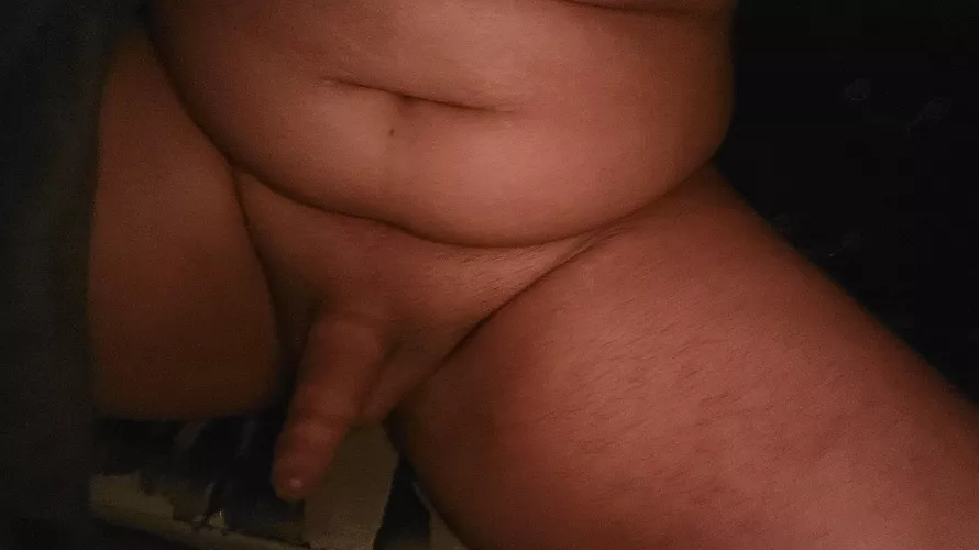 19, anyone like sucking softies 😏 by Emotional-Education4