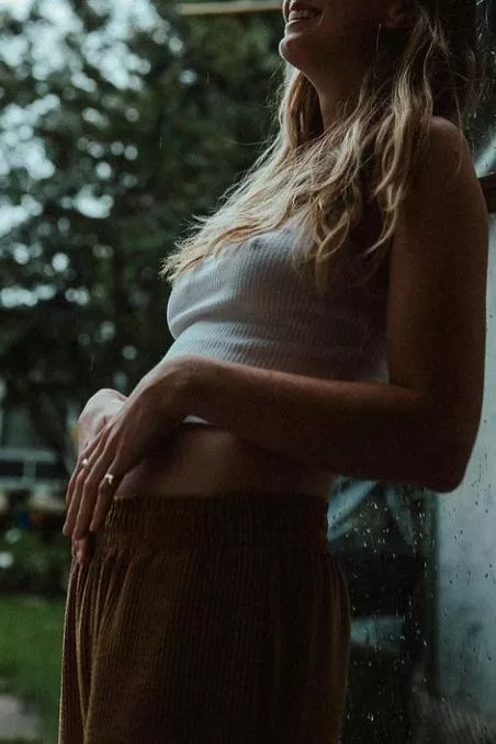 (19) Be honest, did I make you stop scrolling? Leave a like if you did 😘 posted by verstwink44