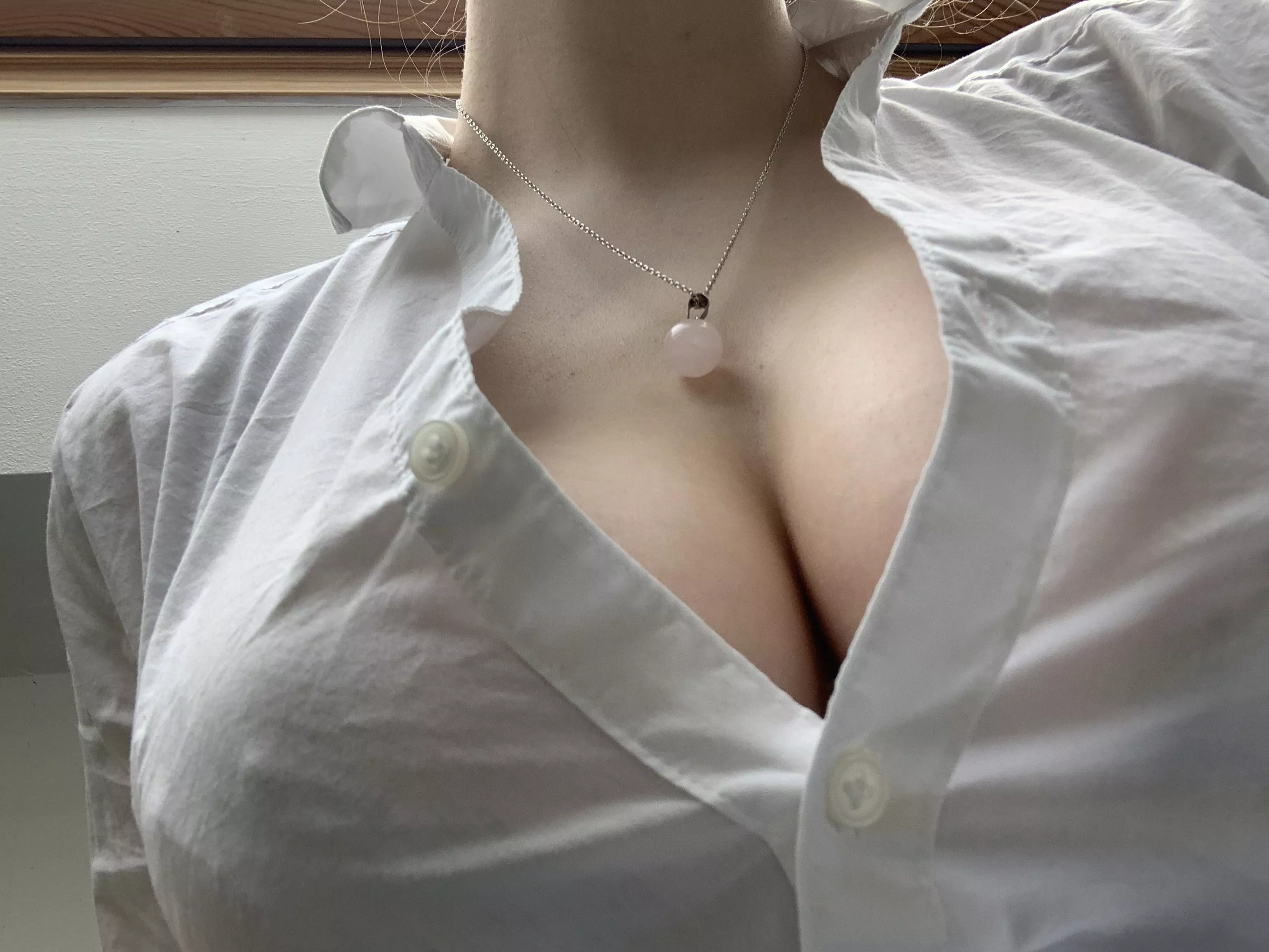 19 but this pic makes me feel like a mommy 💅🏻 posted by Small_Weird_3287