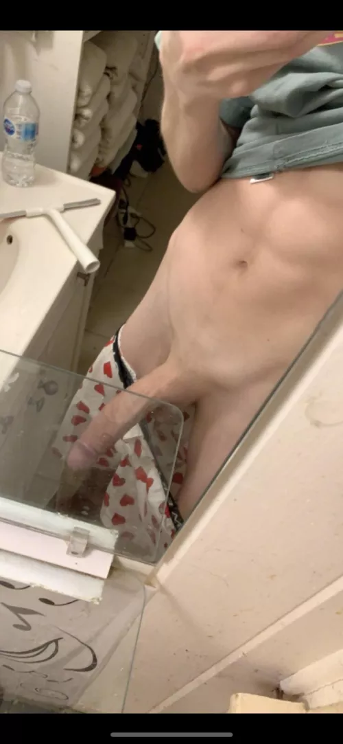 (19) Canadian ;) by ChizzledCharlesOF