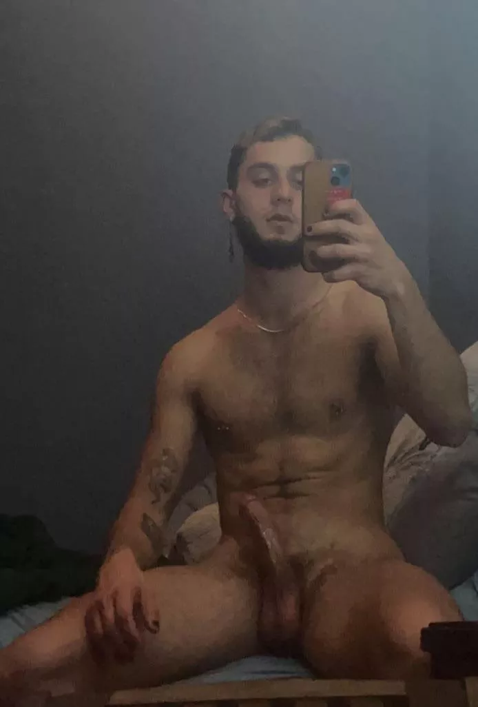 [19] I need a bro to play with posted by dlmoonnn