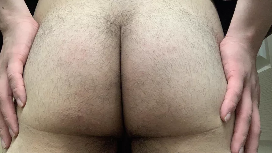 19, like my ass? by TheArtOfPleasure02