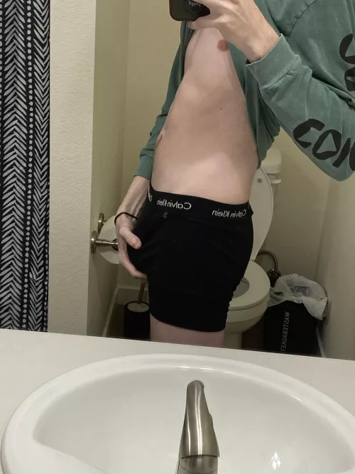 19 ,rate my bulge ? by Horror_Living7847