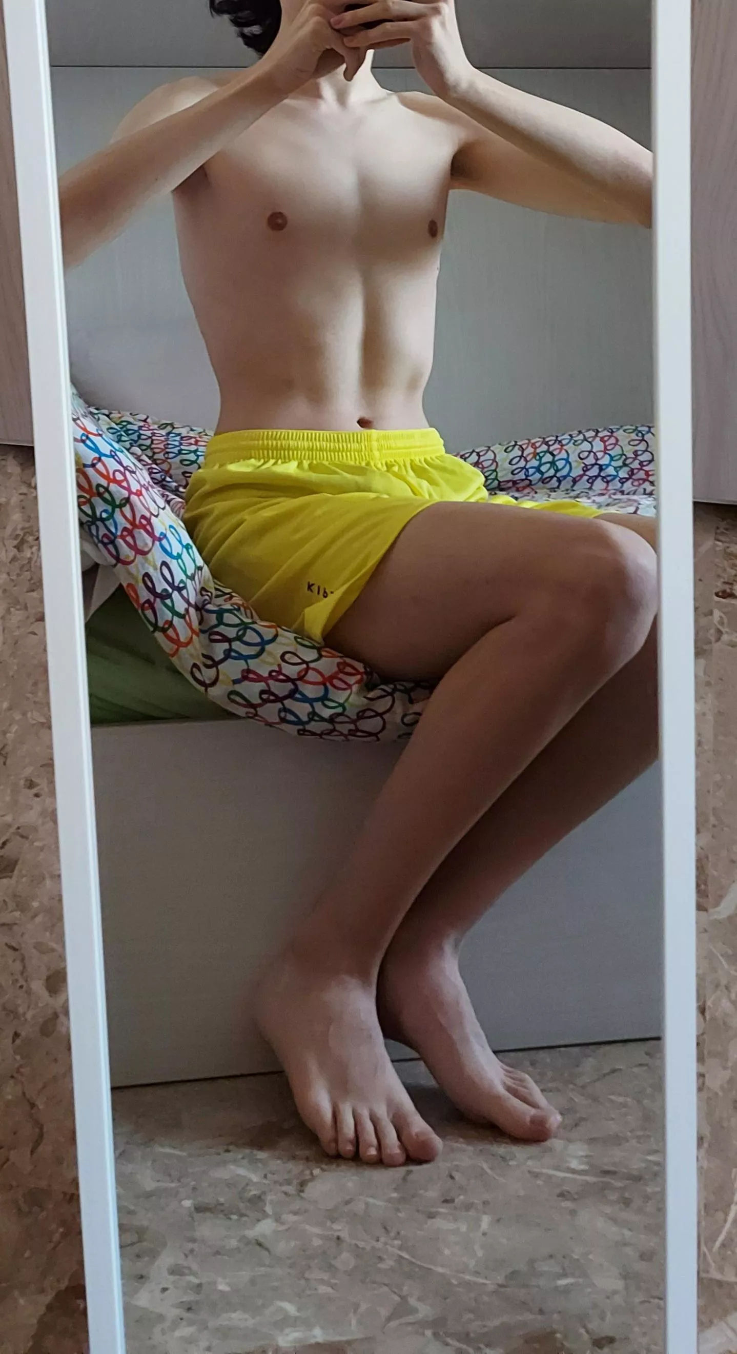 [19] what about the twink in yellow posted by tdm4-d