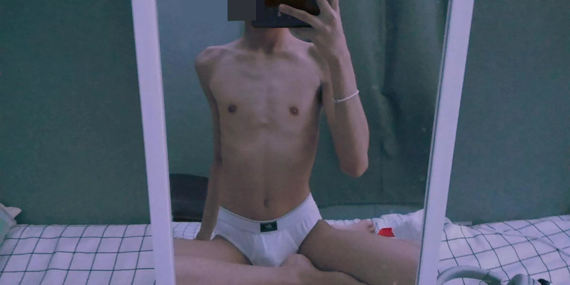 19 would you sleep with me? posted by twinkvirginbottom69