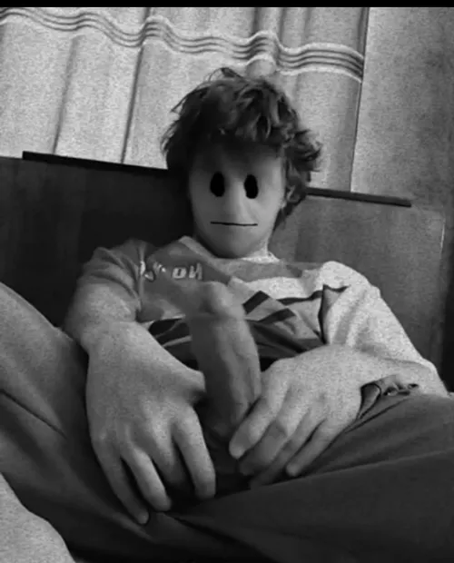 19 yo horny teen here. 😈 twitter @alexhotpotato by Guard_Personal