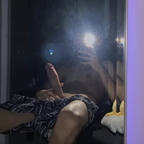 19,fit,handsome,top, ( twinks dm me) by Lost_Cell_2841