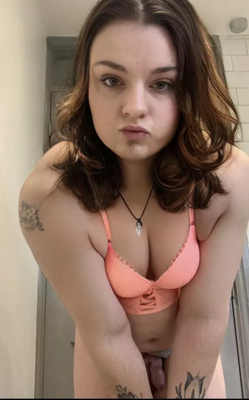 1st post here!! Hope I fit in 💋❤️ by 19trapteen