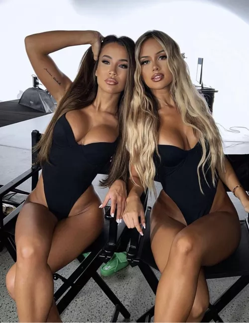 [2] brunette vs. blonde by MequonX