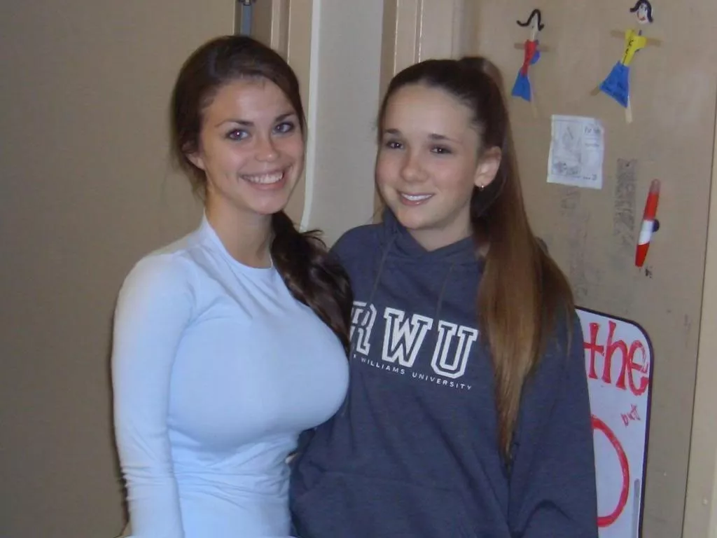 2 College Teens posted by rsn204