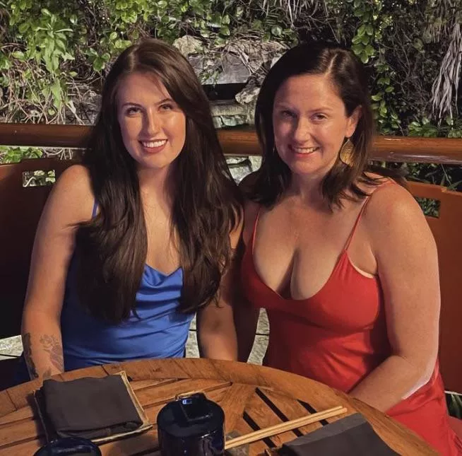 [2] Daughter or Mother? posted by Lonkane