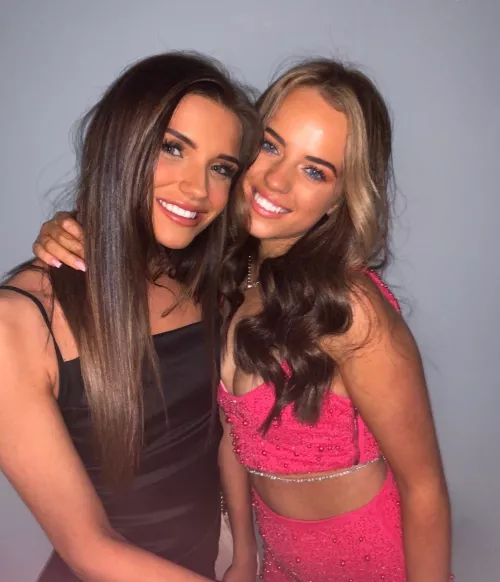 [2] hotties by siimple_code