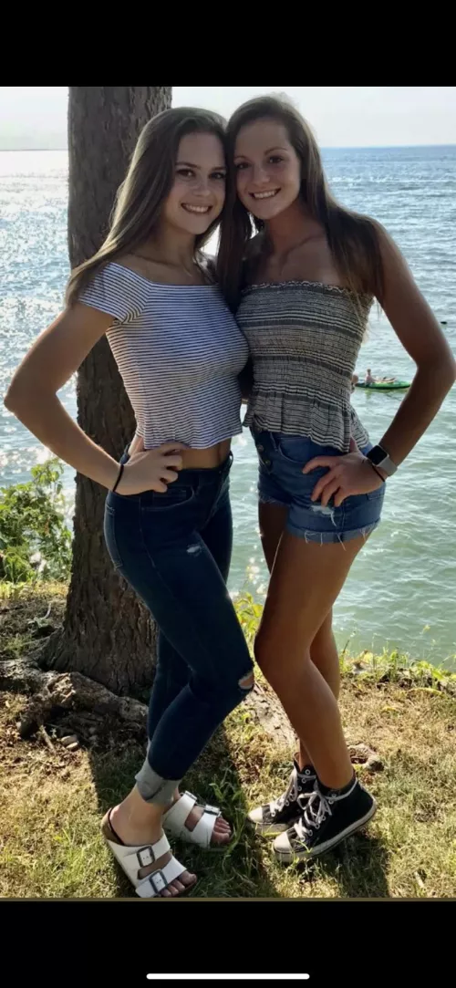 [2] Left or Right? by Serious_Community_30