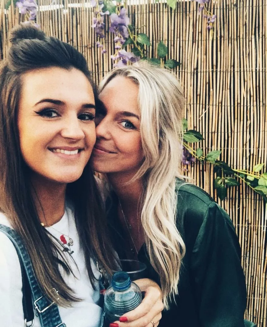 [2] pick one posted by RaoulDuke_____