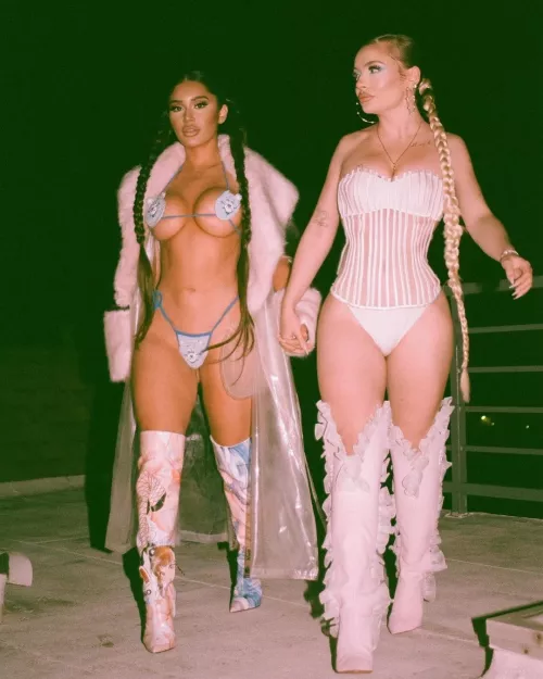 [2] Sexy by poualokouye