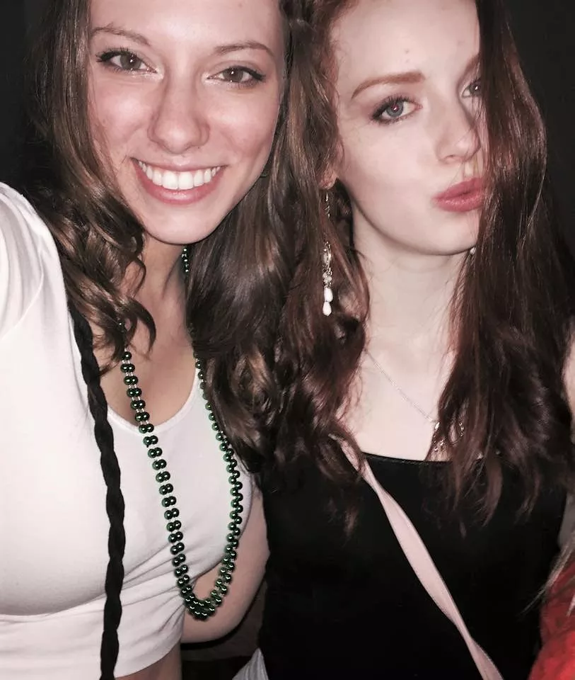 [2] Sorority Sisters posted by AskAmberr