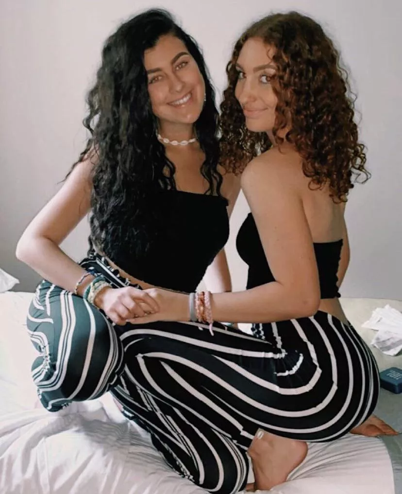 [2] thick 19 year olds posted by stonedsoldierr