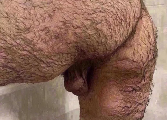 20 M - Looking for a master to make me do painful things :) by ArturoMichaelX