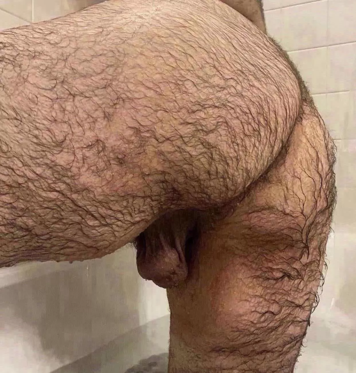 20 M - Looking for someone to dominate me posted by ArturoMichaelX