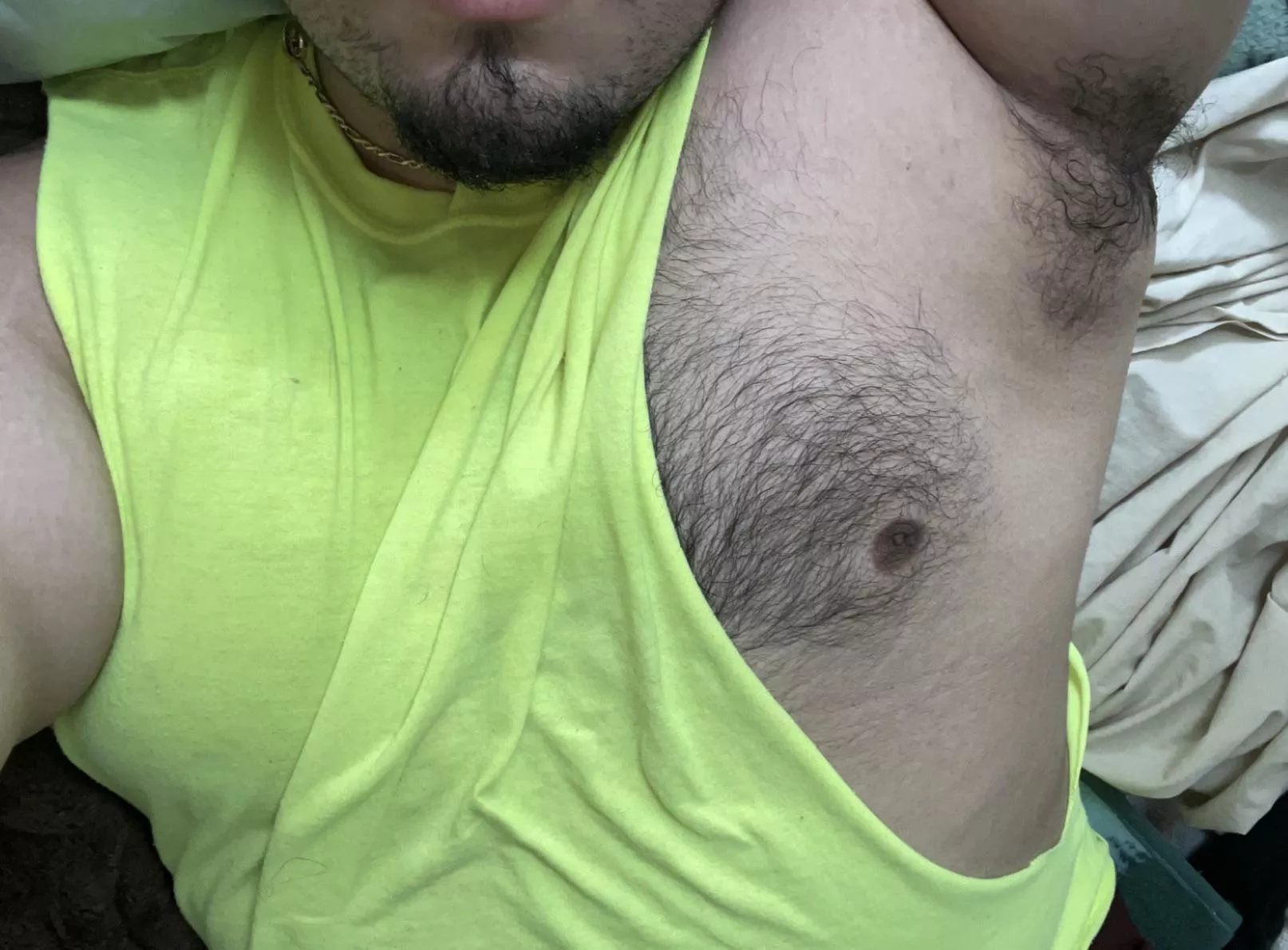 20 m who wants a sniff posted by Aggressive-Iron-756