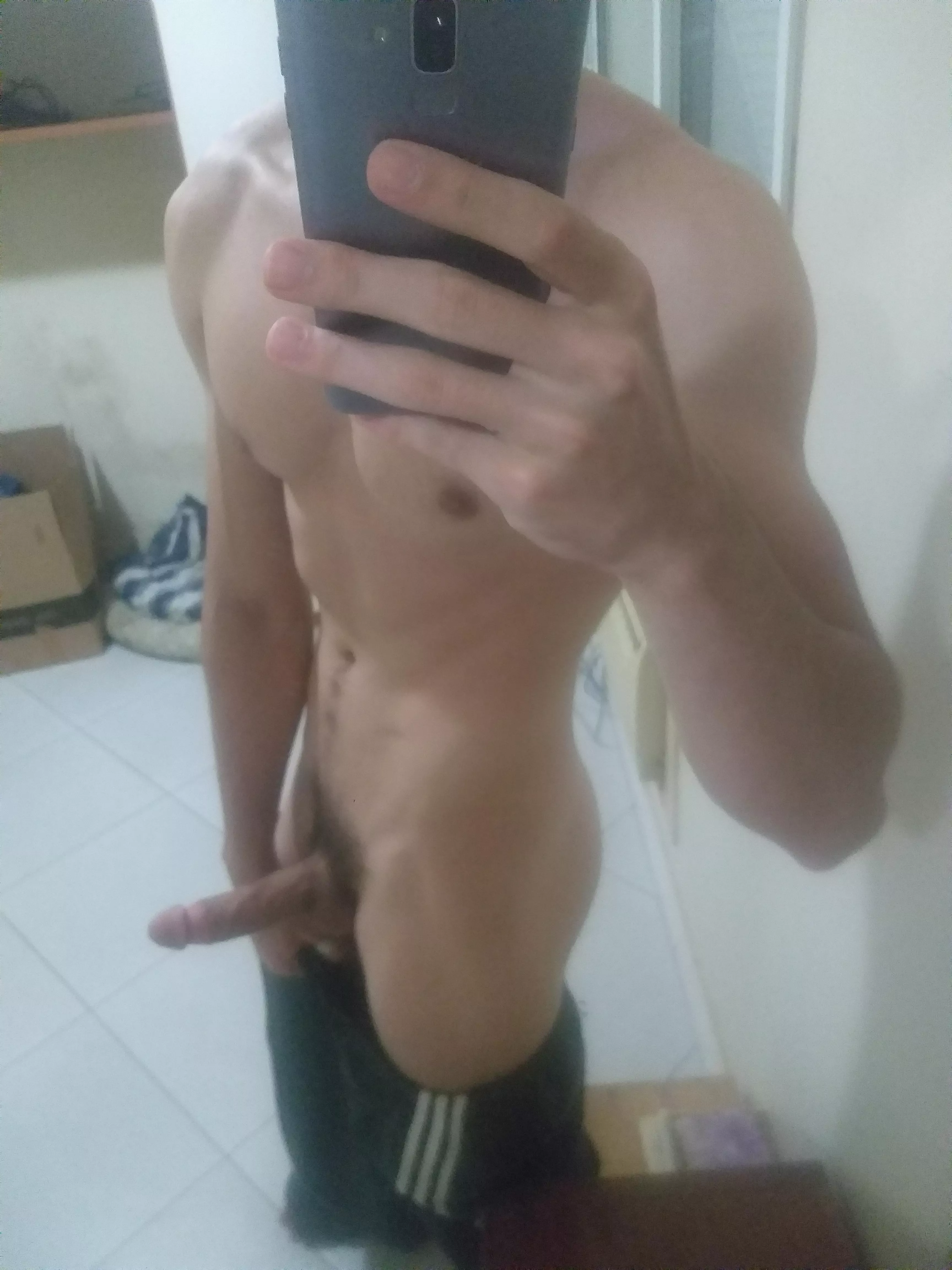 (20) one last pic before moving out :p posted by CuriousNBroke