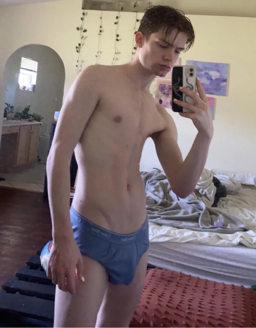 20 year old college guy, super kinky and love working out then fucking posted by Proud_Till_7177