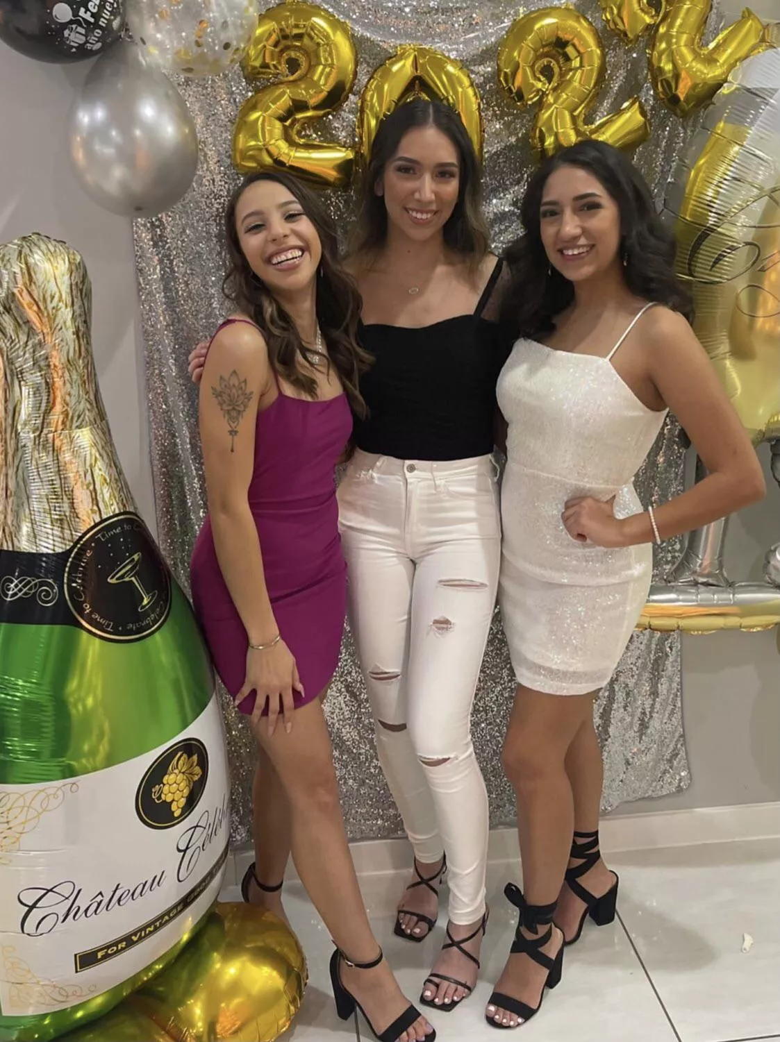 2022 party posted by josoo67