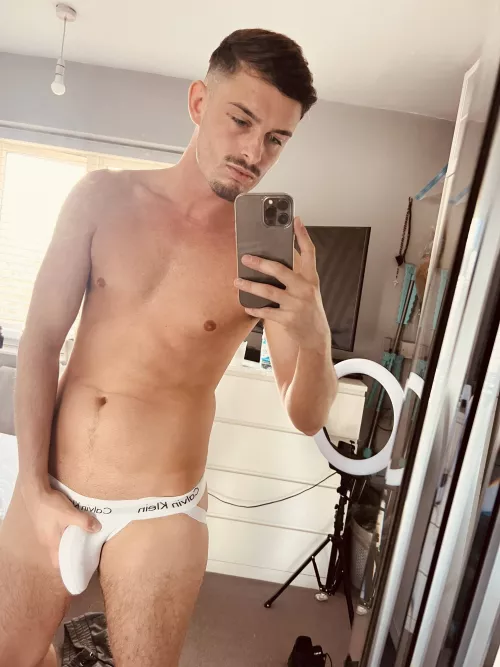 21 Go check out some hot content link on profile by two_lads