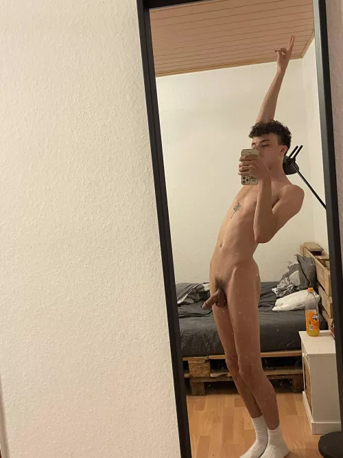 [21] I literally broke my back 😂 by OppositeWay7308