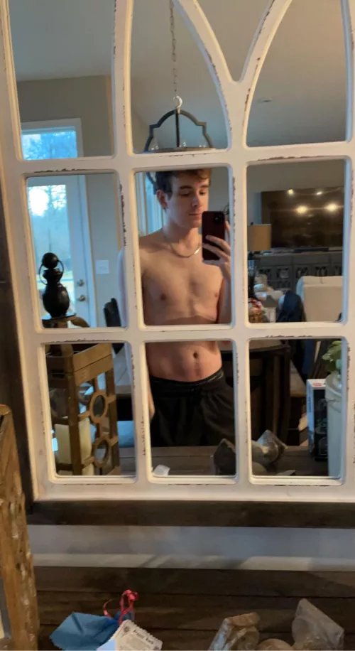 21 m 🤷🏼‍♂️ check out my profile for more :) by megabradmoment