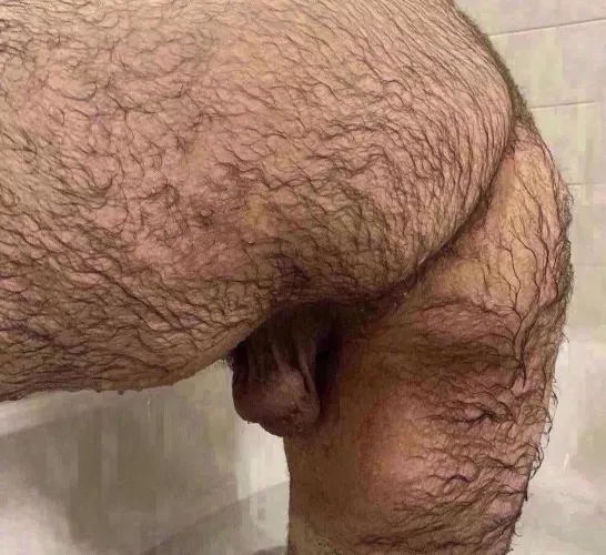 21 M - Looking for someone to make me do painful things :) by ArturoMichaelX