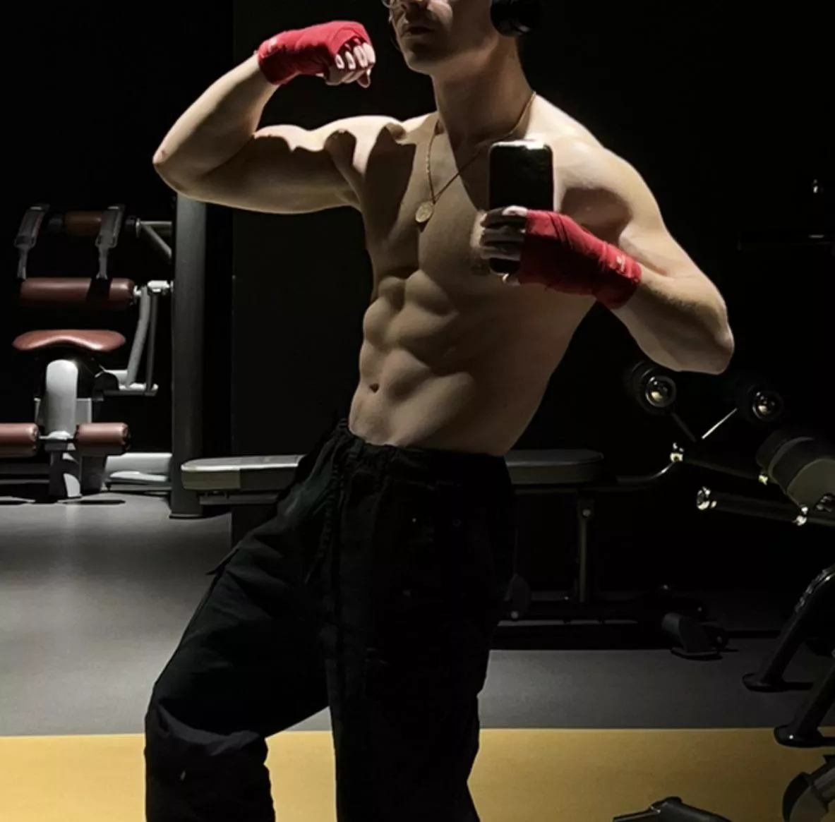 21 [M] New gym same me posted by HiImKimky