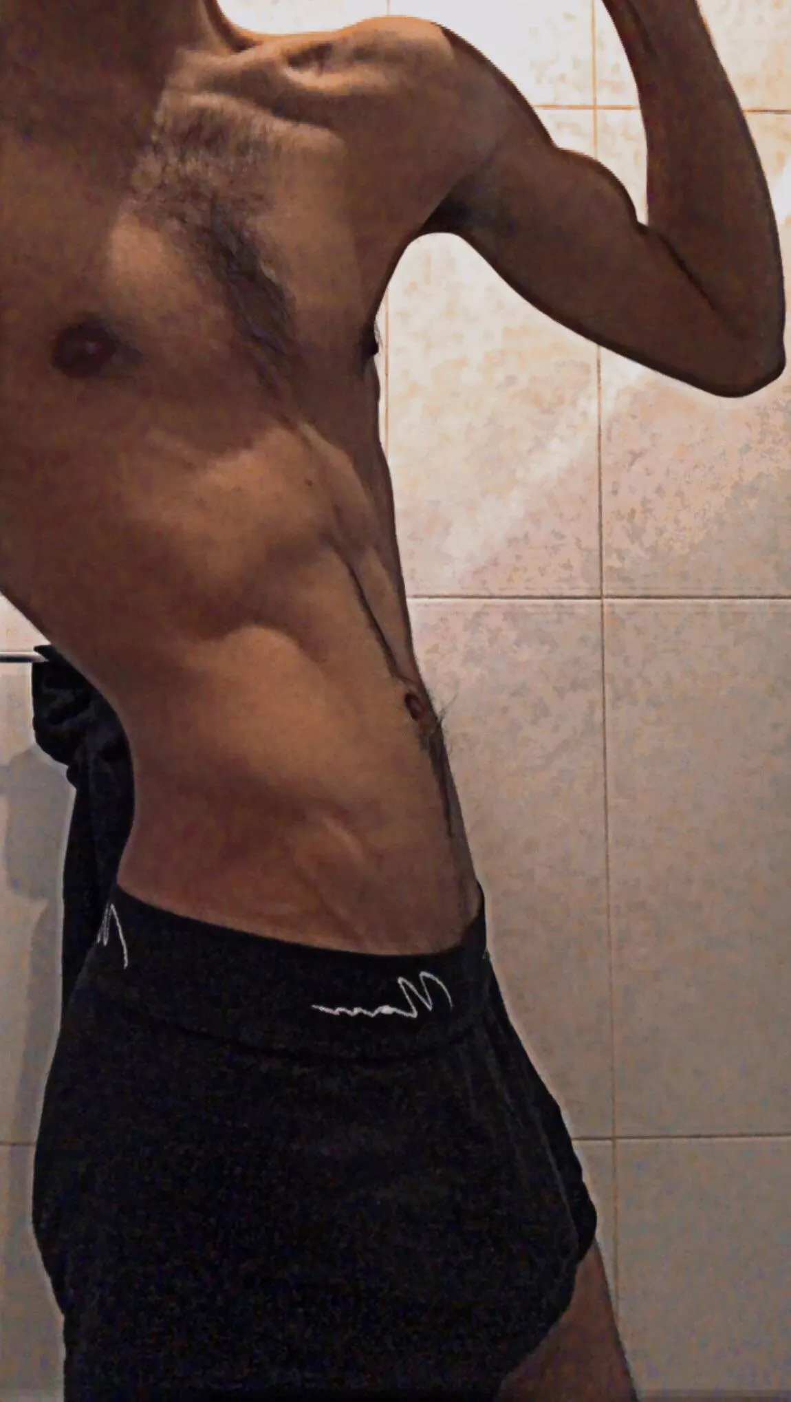 21 Saudi Top. HMU BOYS👅👅 posted by Dependent-Ad9667