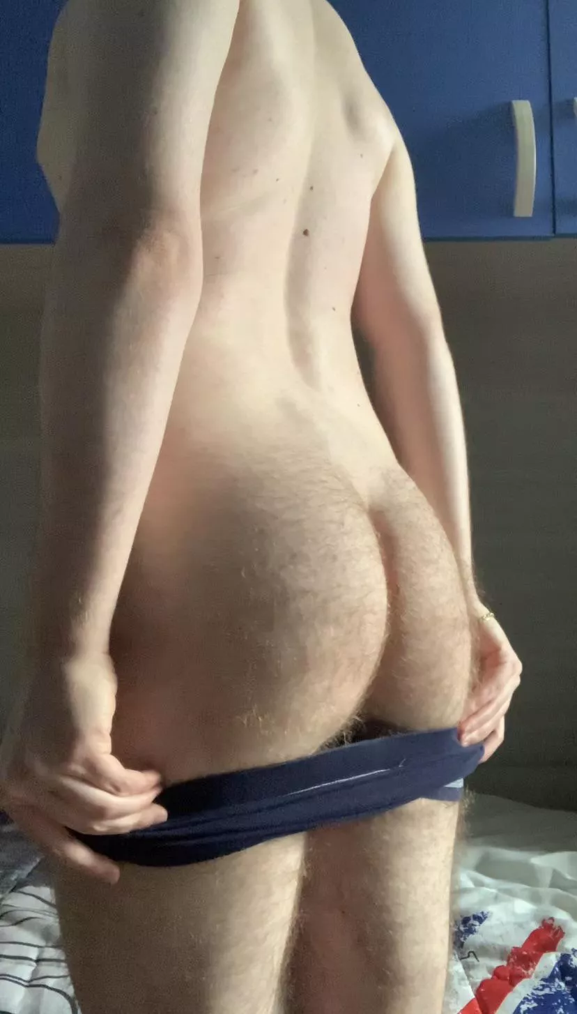 (21) should I post a more explicit one? posted by dan_thebottm