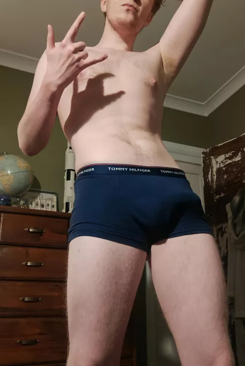 (21) Used to hate my body but now I'm feeling it 🤟 by sergeant6inch