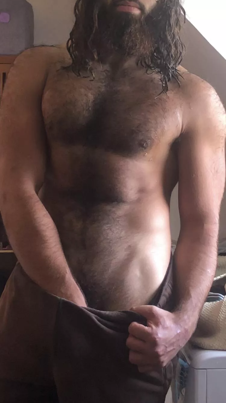 21 yo posted by Genocideur