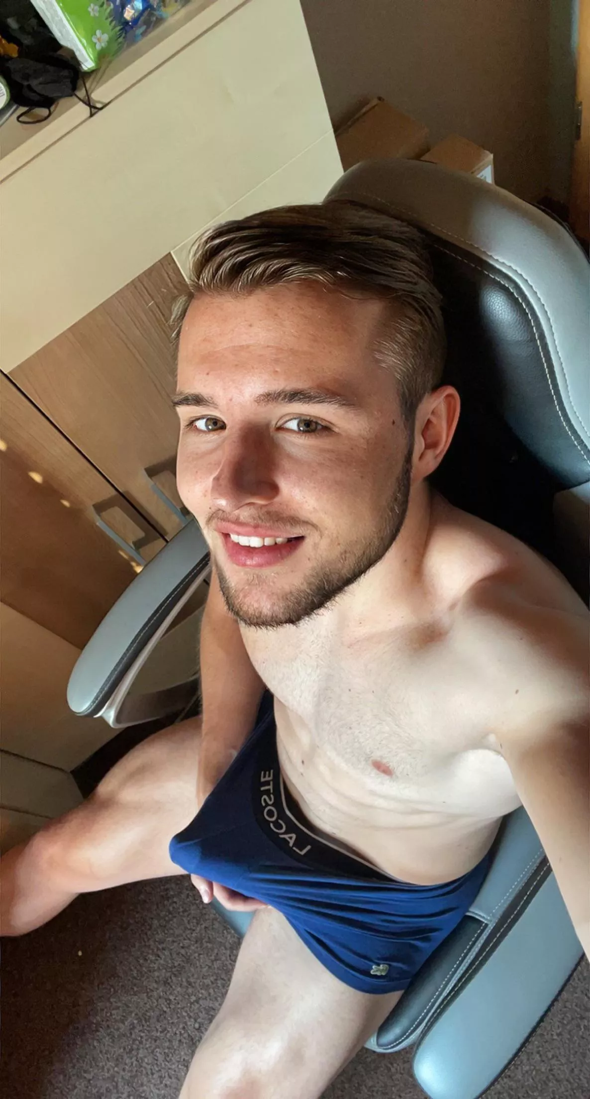 (21) young hard horny and waiting for you posted by blondboyjan