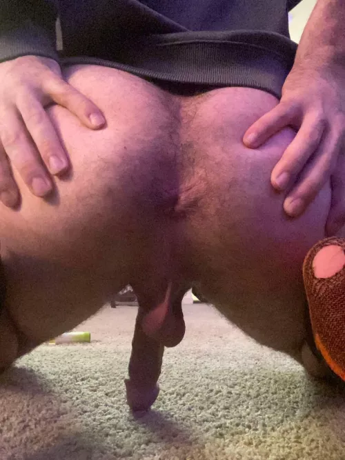 21M ignore the hole in my socks but I hope you enjoy the view. DM me!! by livinglife345